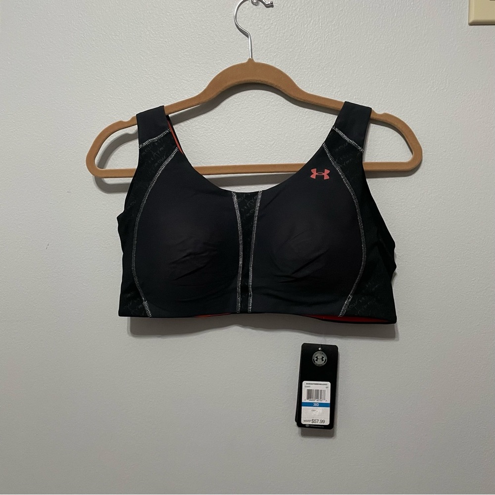 Under Armour Sports Bra - Black (NWT) 38D